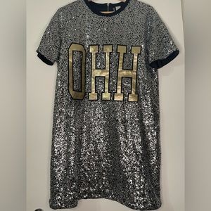Sequins dress in silver